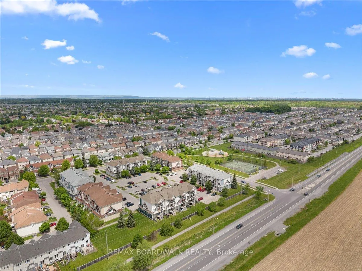Photo 46 of 366 Crownridge Drive, Ottawa, Kanata - Emerald Meadows/Trailwest — HOMEH