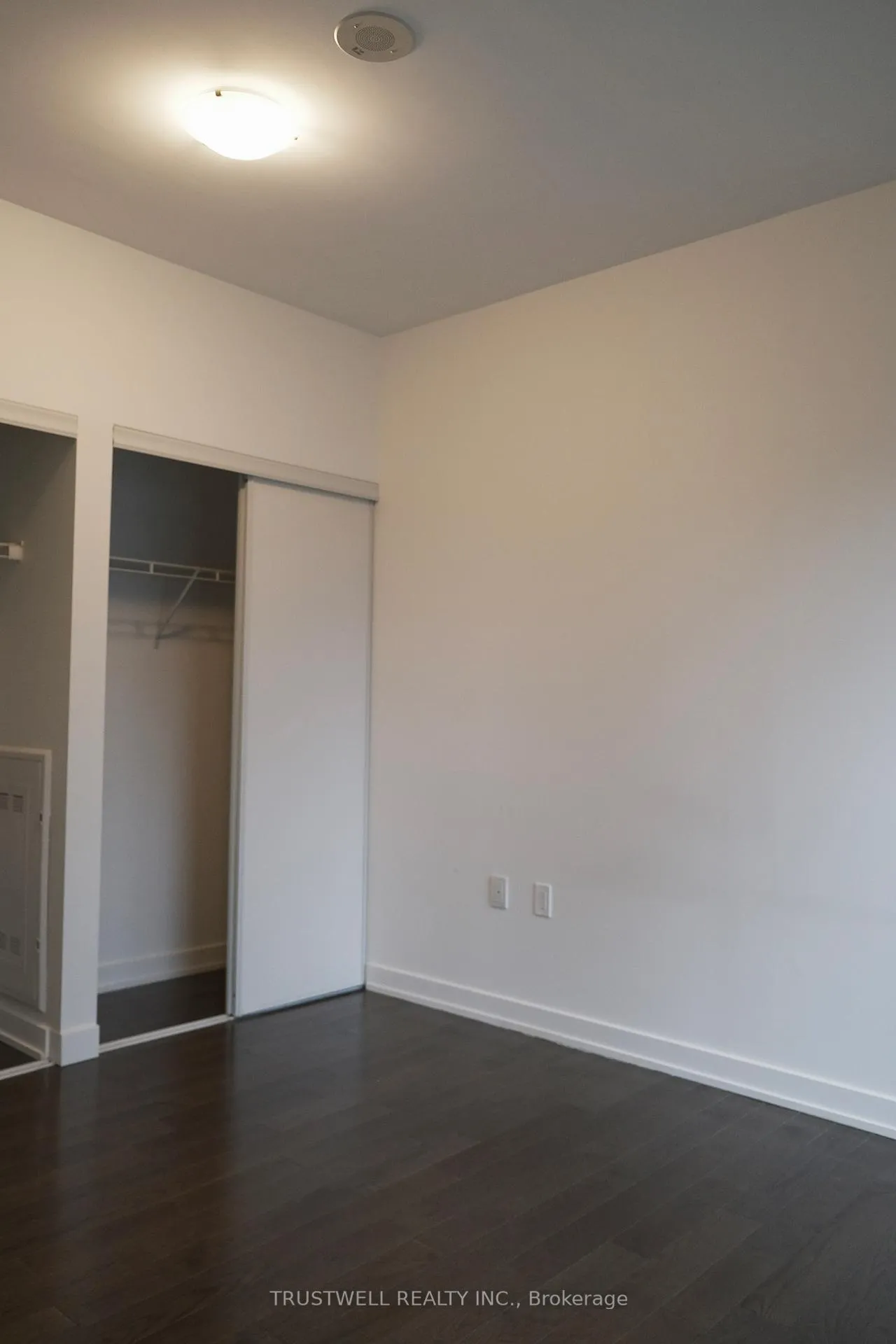 Photo 11 of Unit 1105, 1 The Esplanade, Toronto, Waterfront Communities — HOMEH