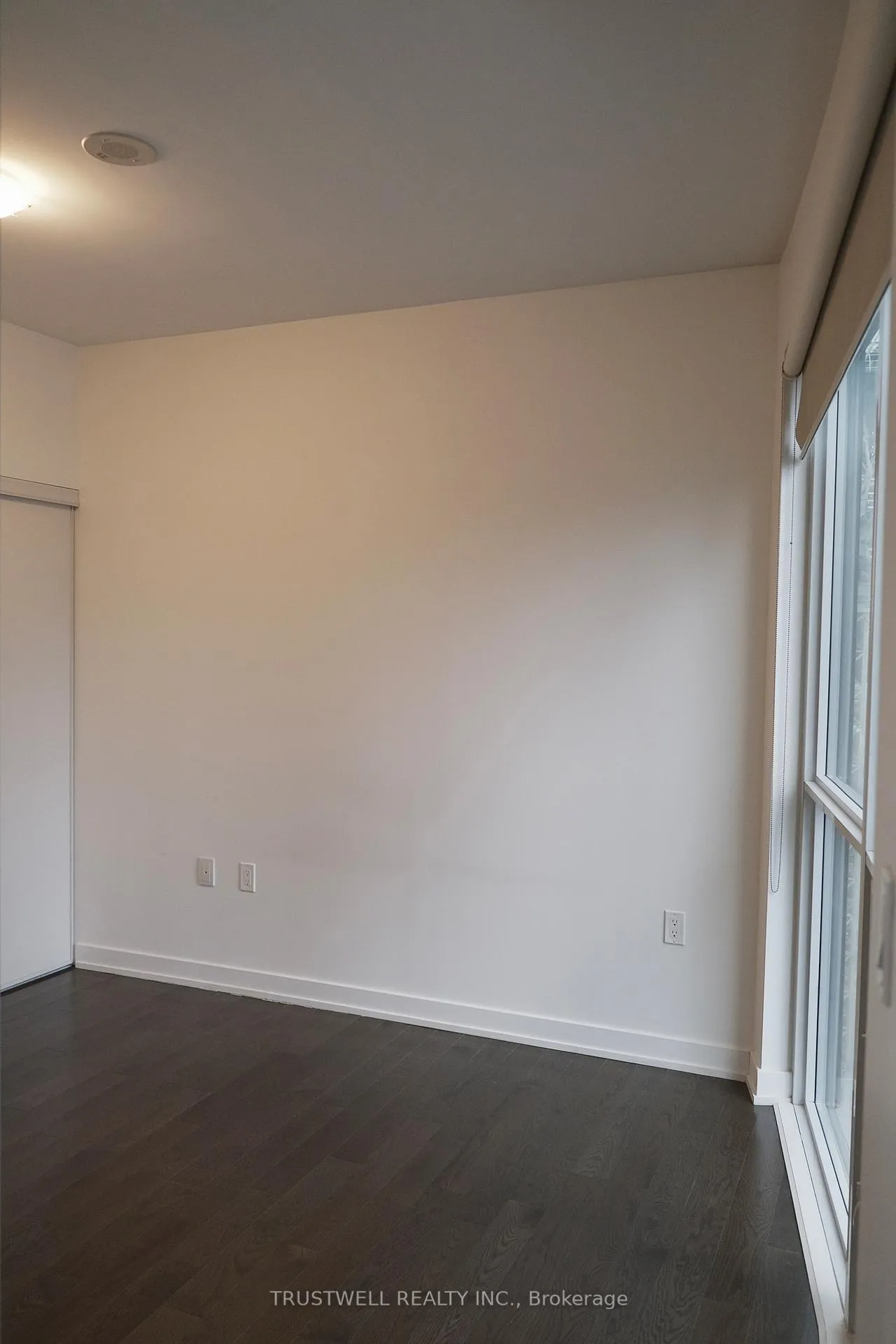 Photo 12 of Unit 1105, 1 The Esplanade, Toronto, Waterfront Communities — HOMEH