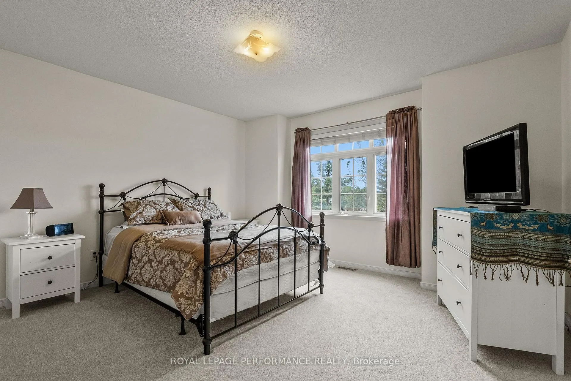 Photo 15 of 1071 Brasseur Crescent, Ottawa, Fallingbrook/Gardenway South — HOMEH