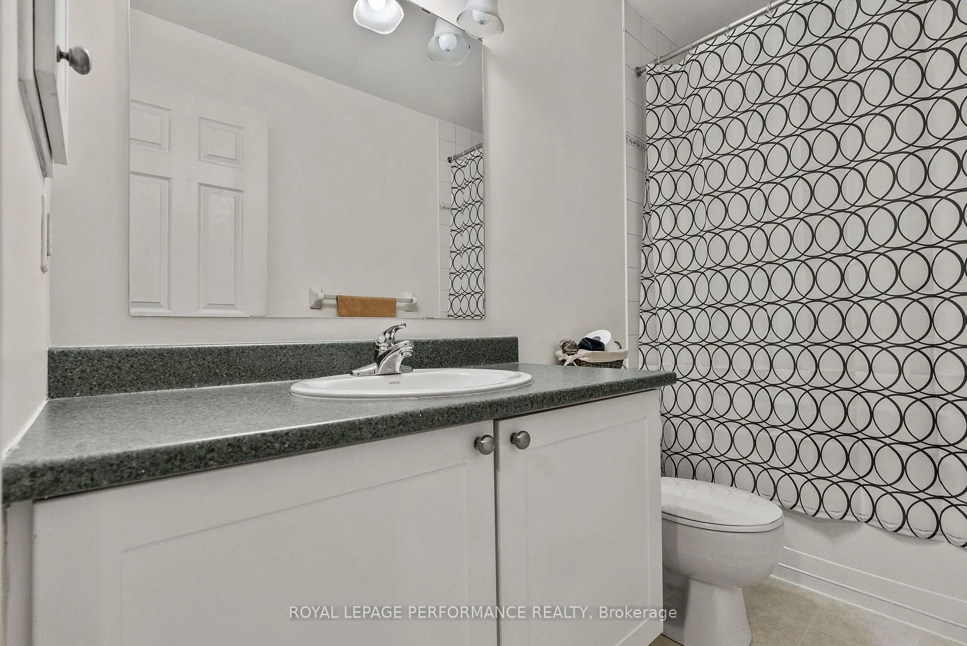Photo 22 of 1071 Brasseur Crescent, Ottawa, Fallingbrook/Gardenway South — HOMEH