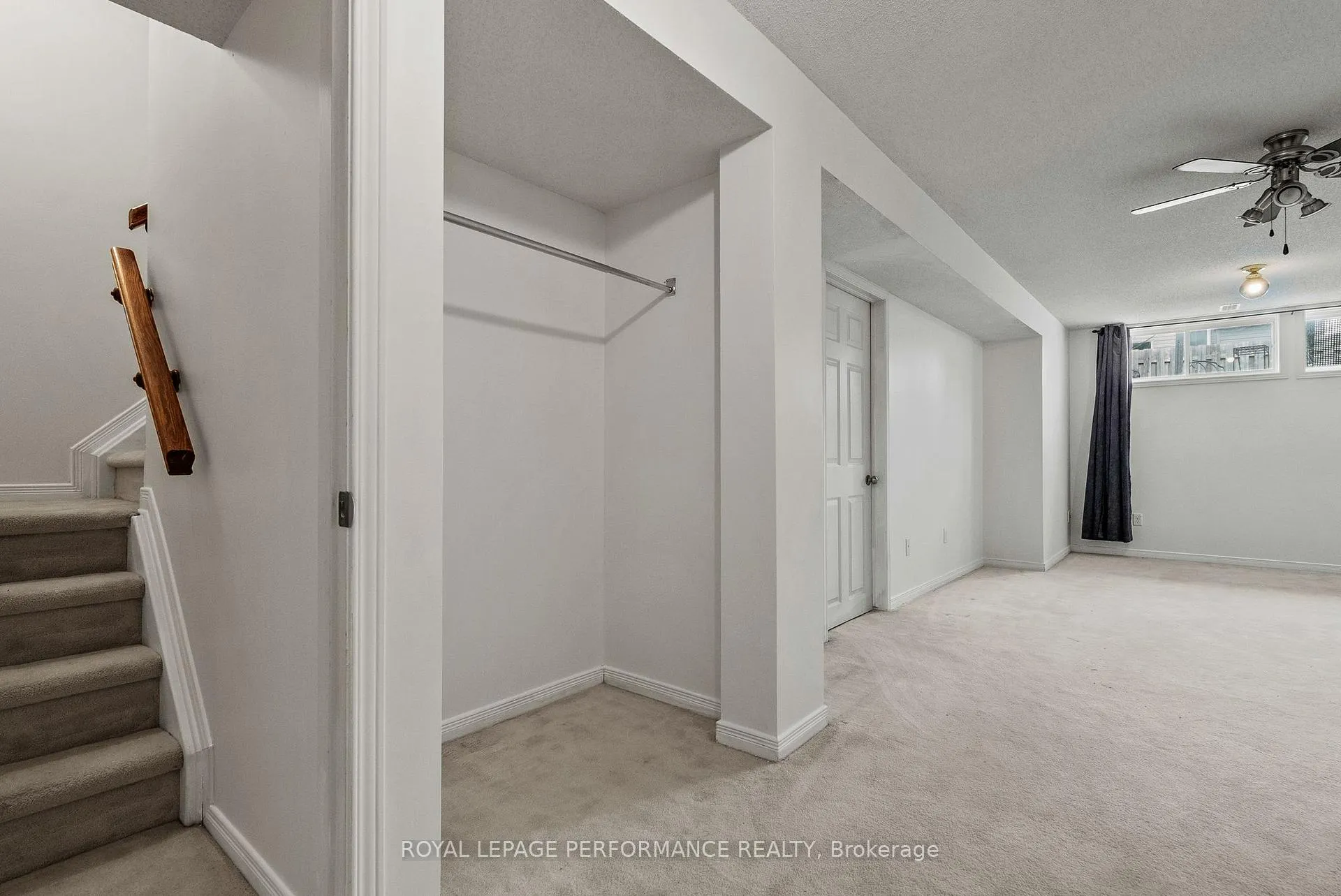 Photo 23 of 1071 Brasseur Crescent, Ottawa, Fallingbrook/Gardenway South — HOMEH