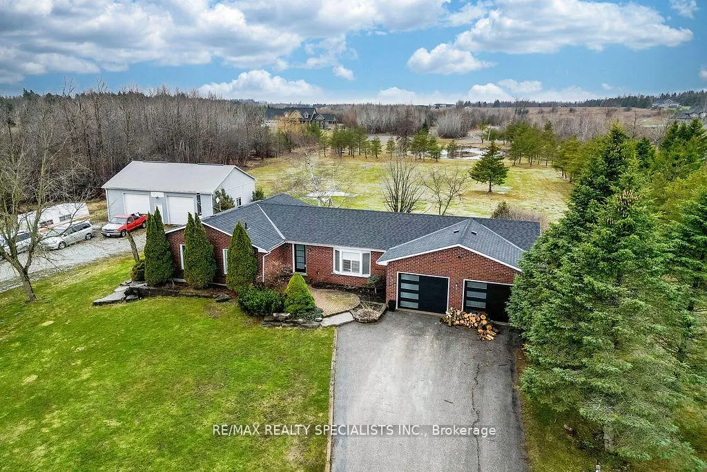 Photo 3 of 513450 2nd Line, Amaranth, Rural Amaranth — HOMEH