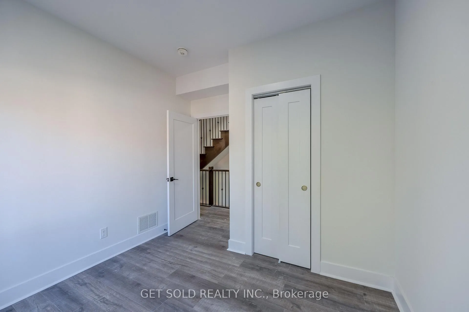 Photo 16 of Unit 5, 6701 Thorold Stone Road, Niagara Falls, Stamford — HOMEH