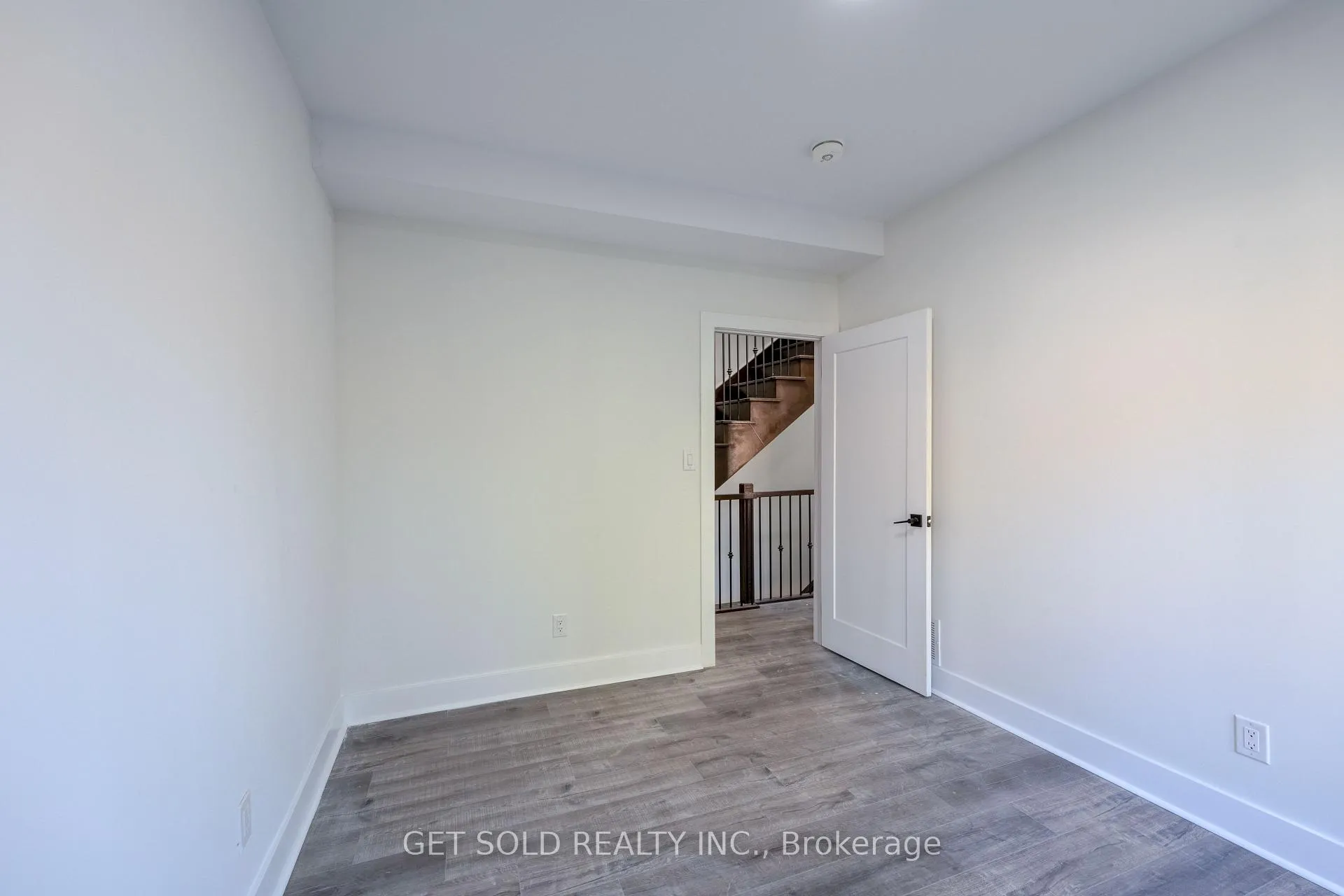 Photo 20 of Unit 5, 6701 Thorold Stone Road, Niagara Falls, Stamford — HOMEH