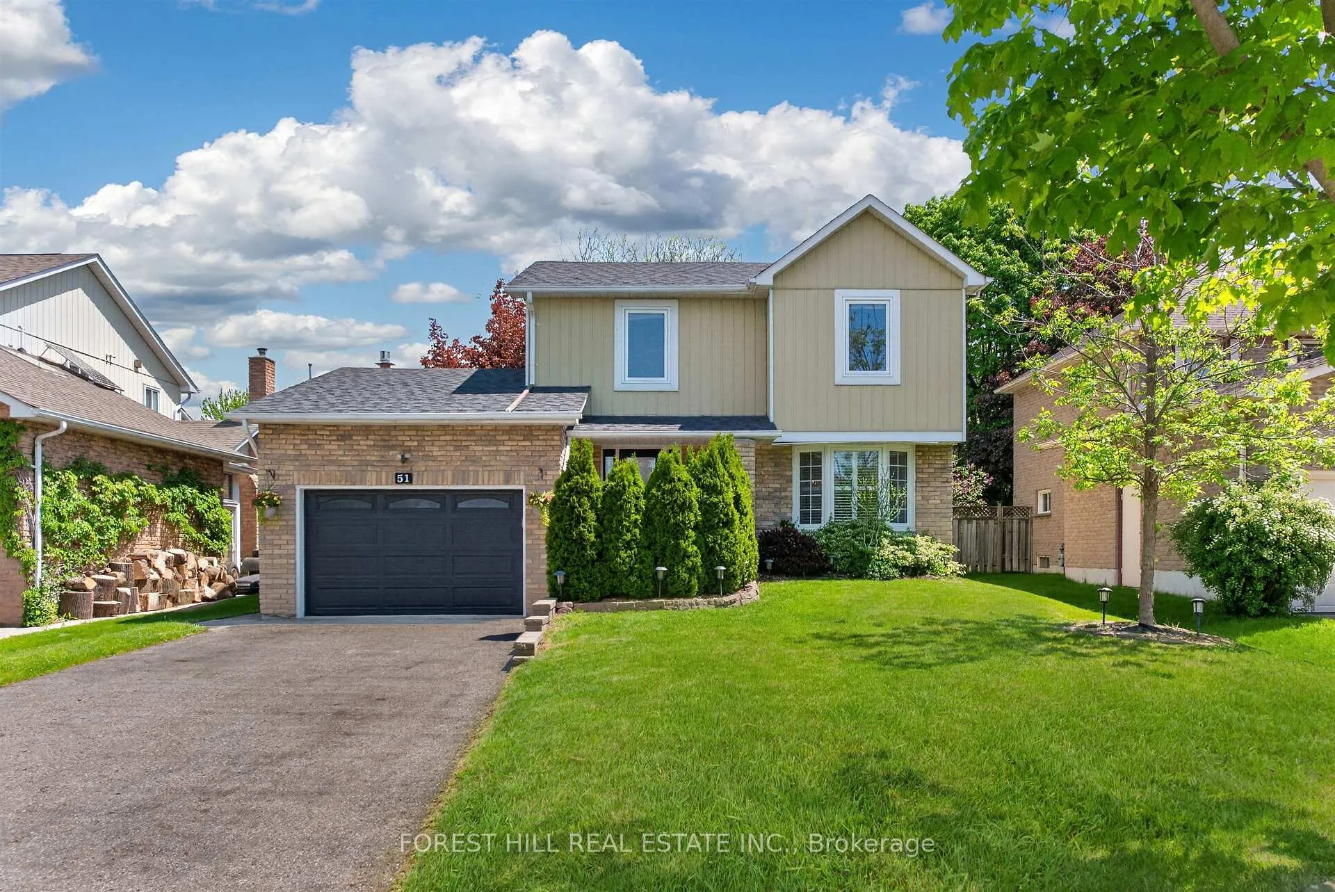 Photo 1 of 51 Winston Crescent, Whitby, Blue Grass Meadows — HOMEH