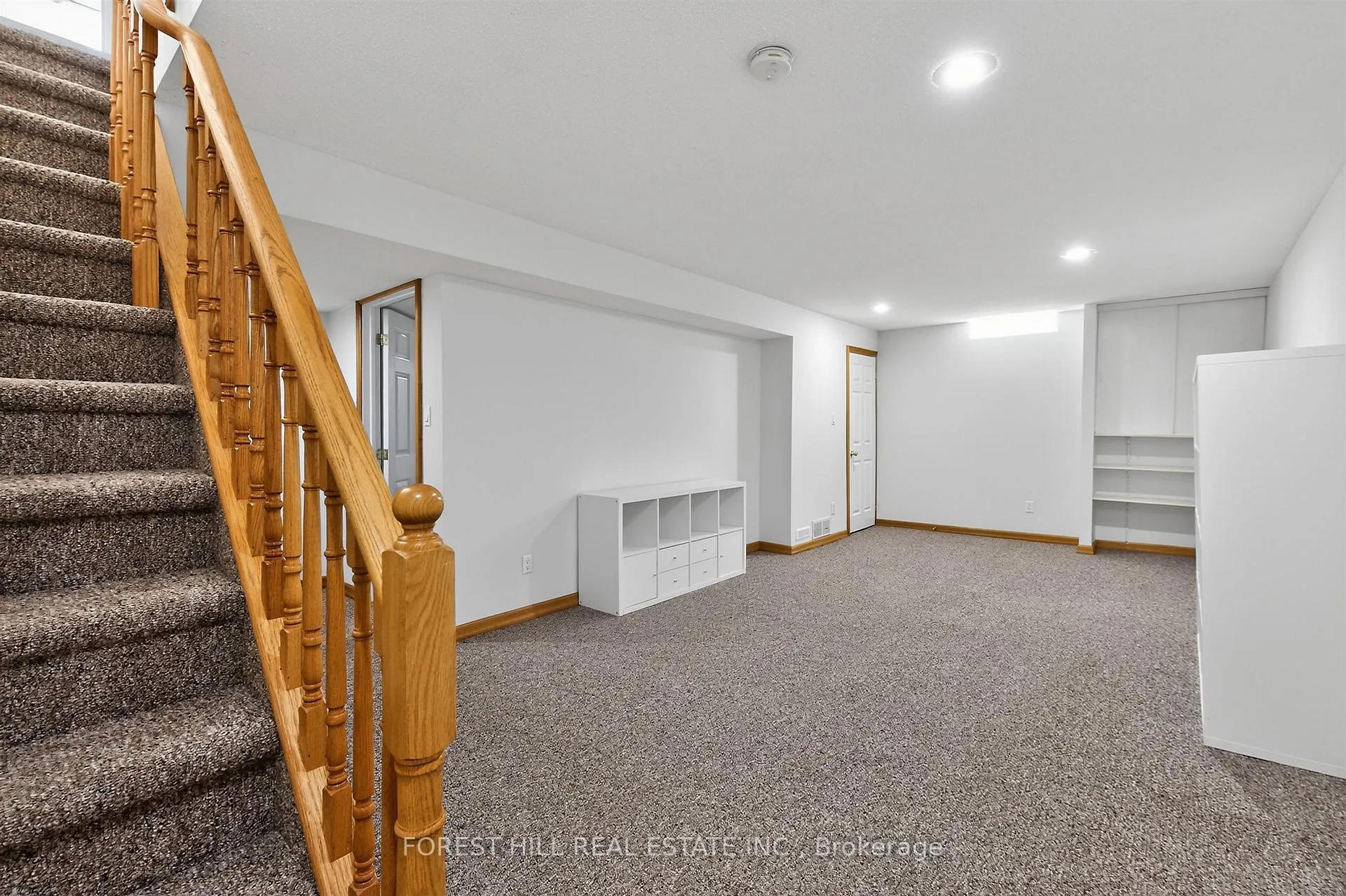 Photo 27 of 51 Winston Crescent, Whitby, Blue Grass Meadows — HOMEH