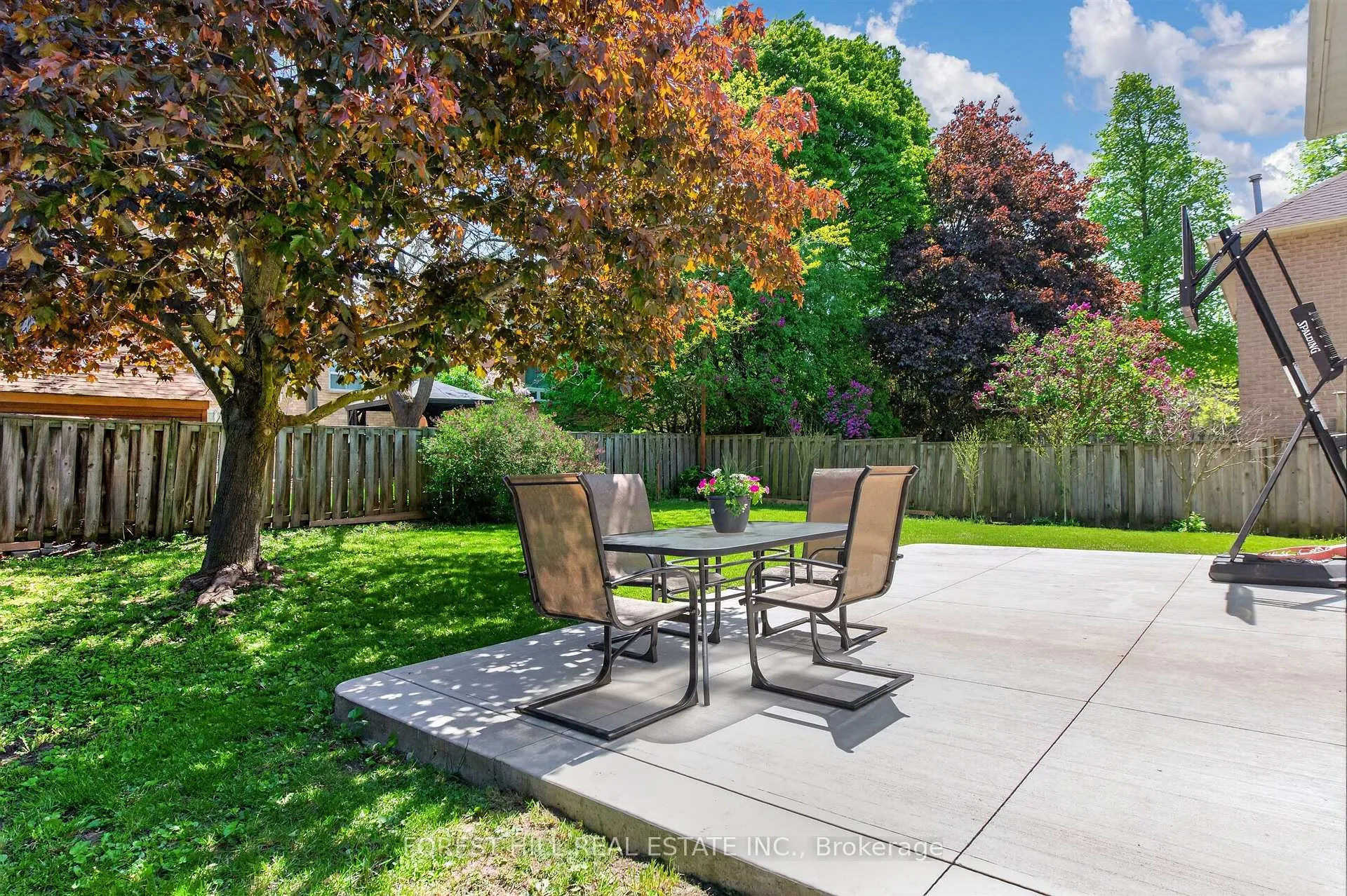 Photo 32 of 51 Winston Crescent, Whitby, Blue Grass Meadows — HOMEH