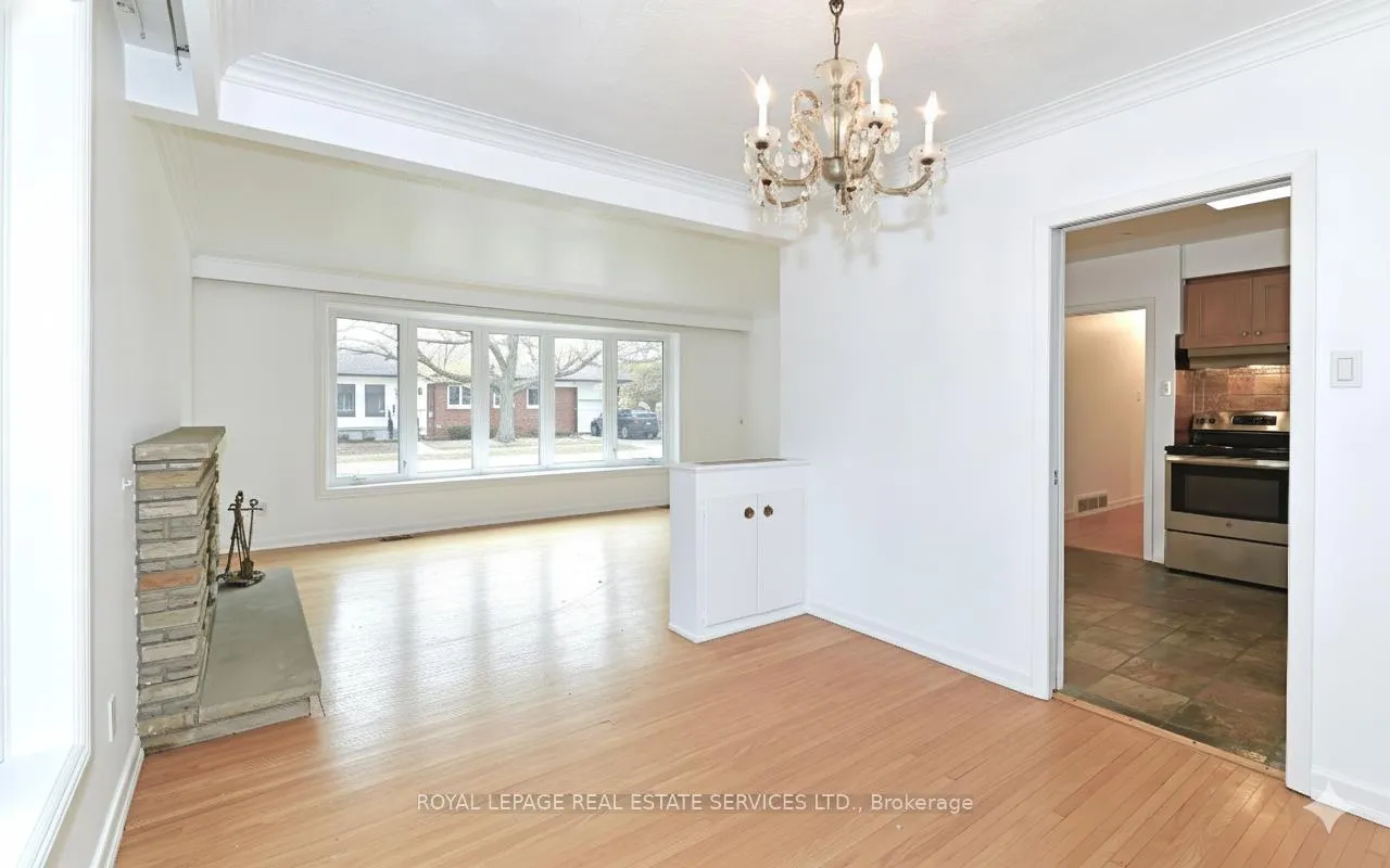 Photo 7 of 3 Kellogg Street, Etobicoke, Stonegate-Queensway — HOMEH