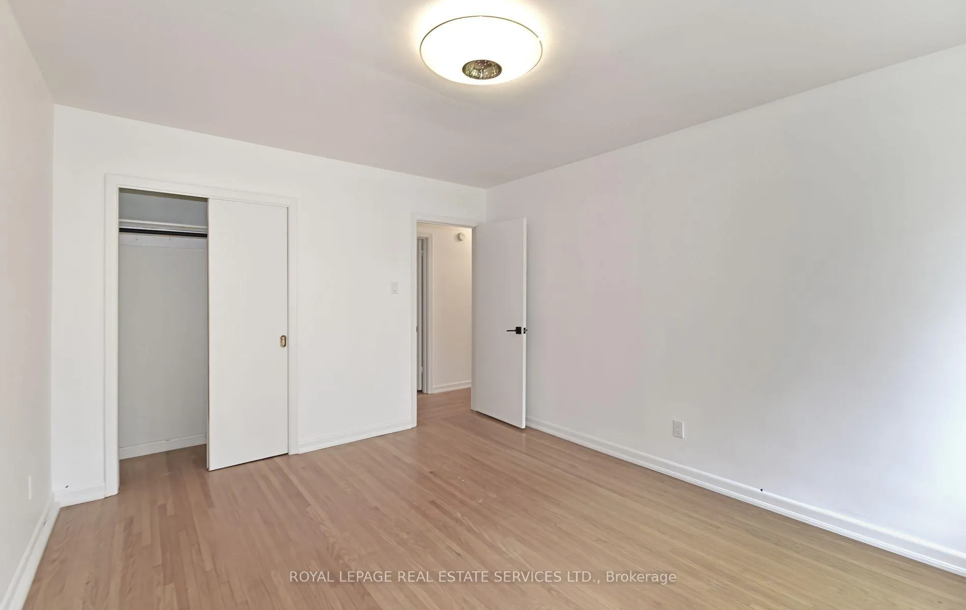 Photo 13 of 3 Kellogg Street, Etobicoke, Stonegate-Queensway — HOMEH