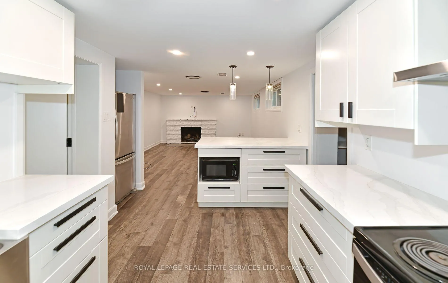 Photo 21 of 3 Kellogg Street, Etobicoke, Stonegate-Queensway — HOMEH