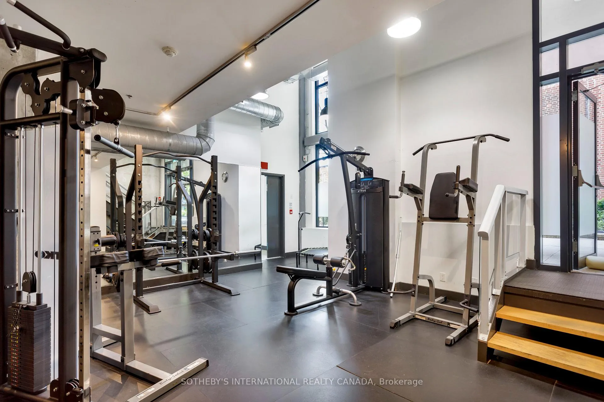 Photo 28 of Unit 402, 369 Sorauren Avenue, Toronto, Roncesvalles — HOMEH
