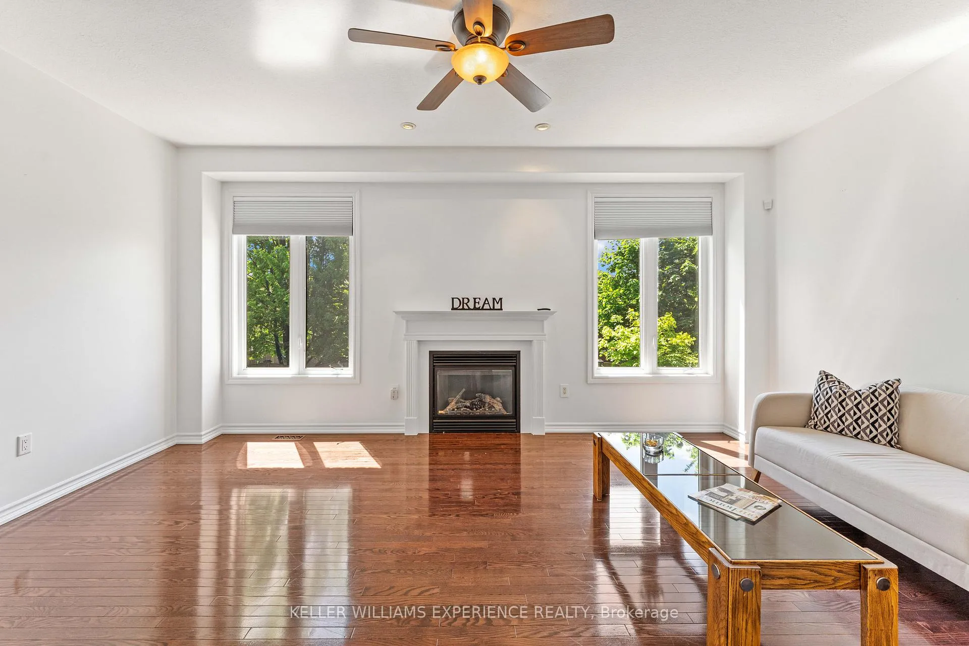 Photo 14 of 169 Birkhall Place, Barrie, Innis-Shore — HOMEH