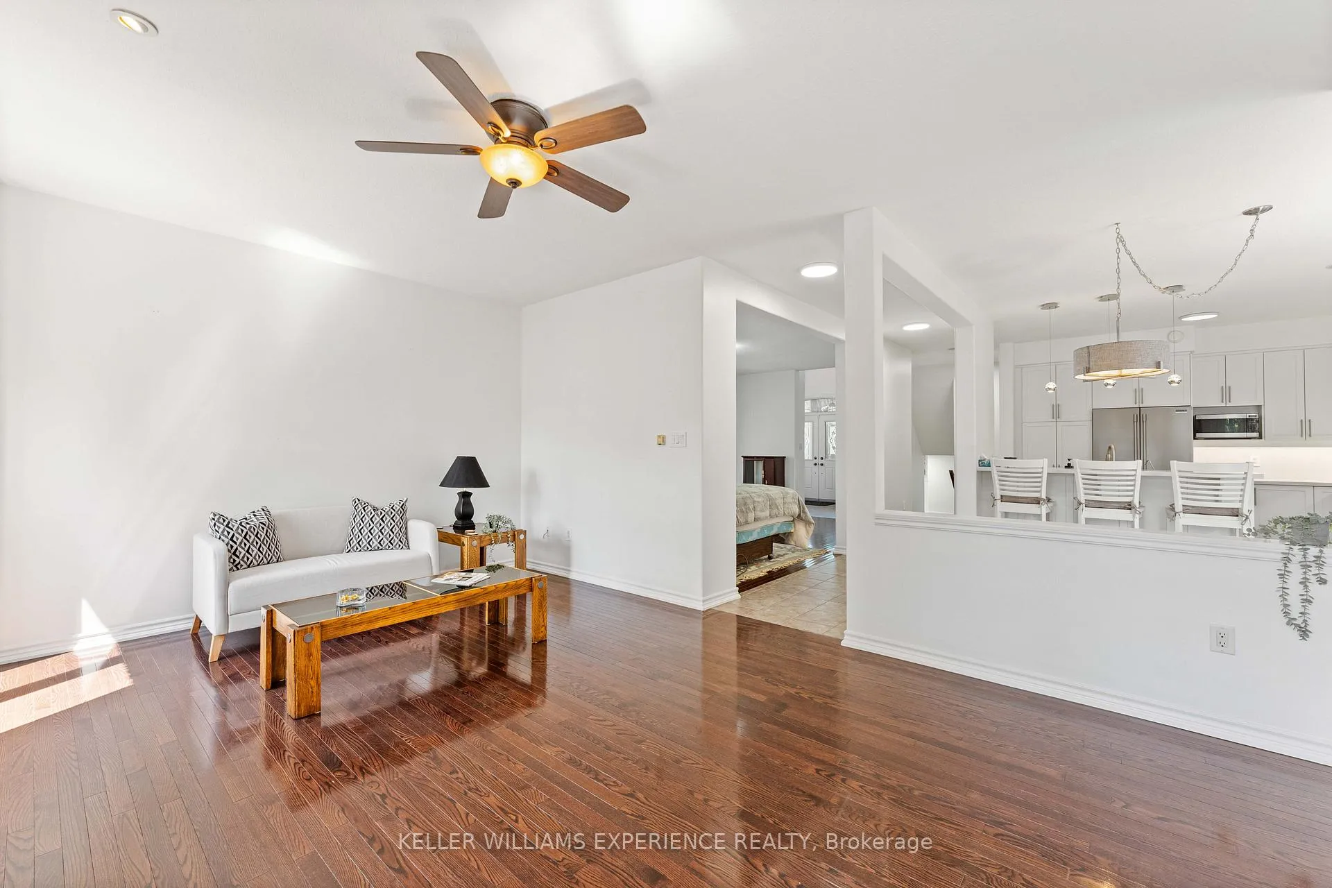 Photo 15 of 169 Birkhall Place, Barrie, Innis-Shore — HOMEH