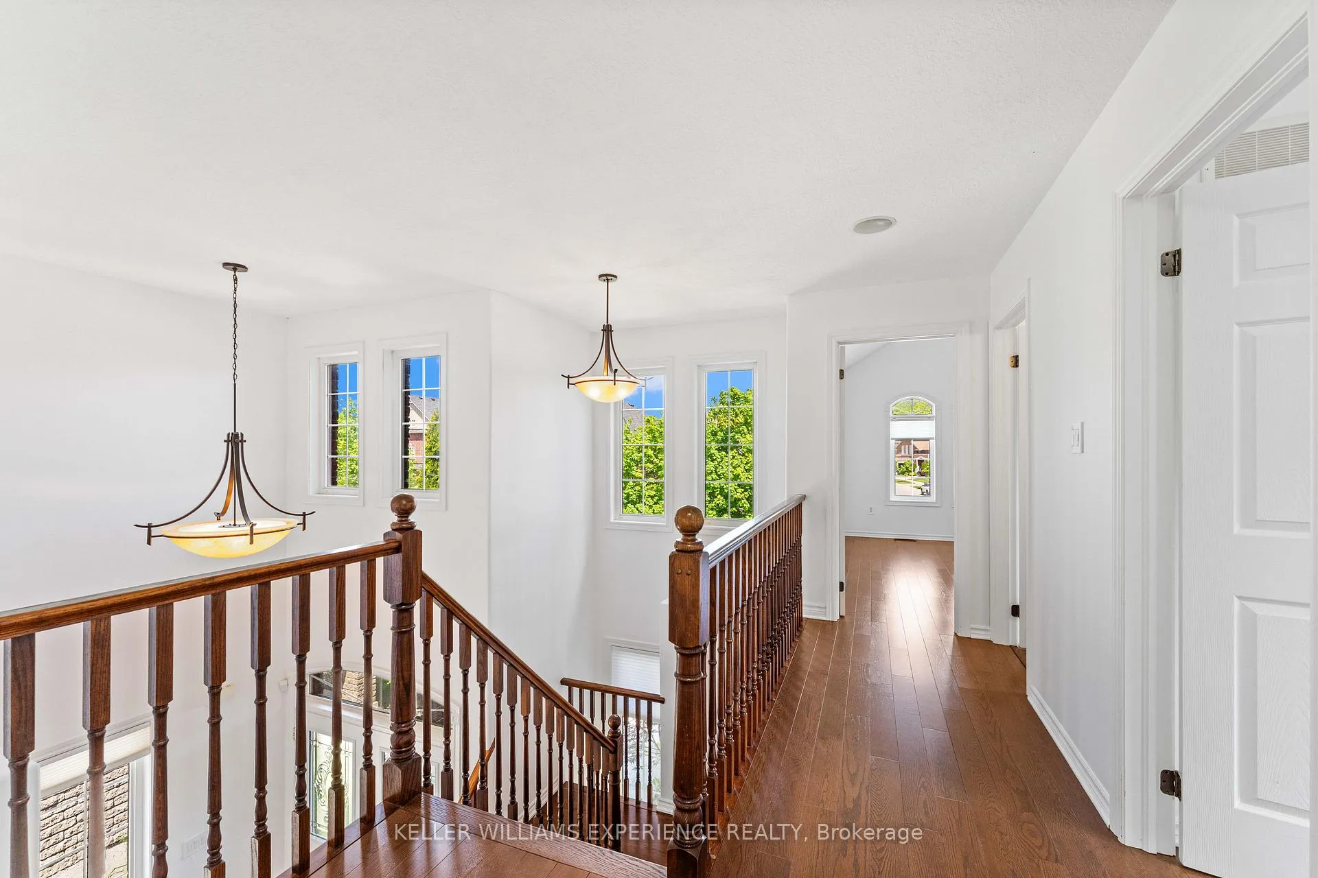 Photo 16 of 169 Birkhall Place, Barrie, Innis-Shore — HOMEH