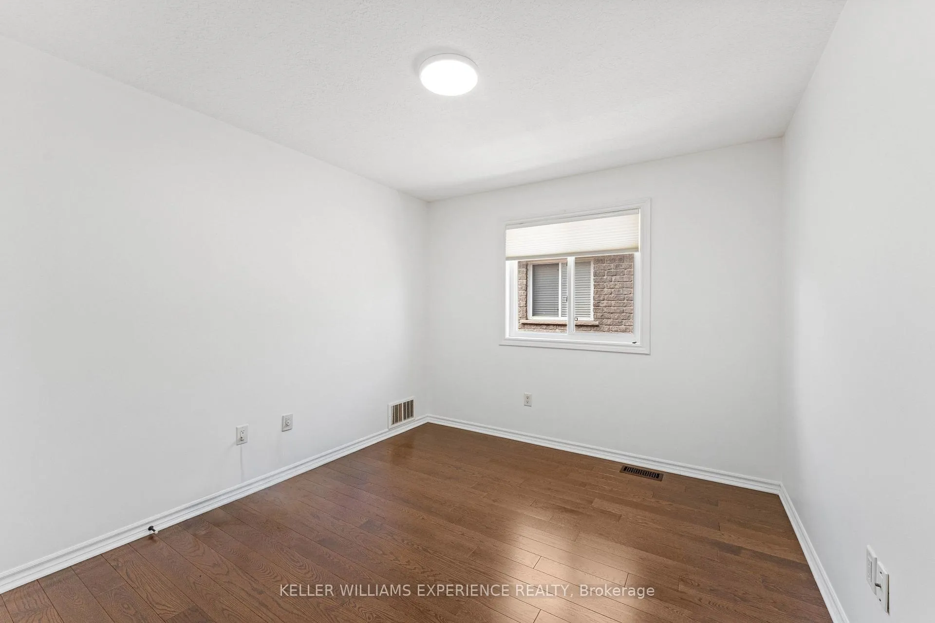 Photo 17 of 169 Birkhall Place, Barrie, Innis-Shore — HOMEH