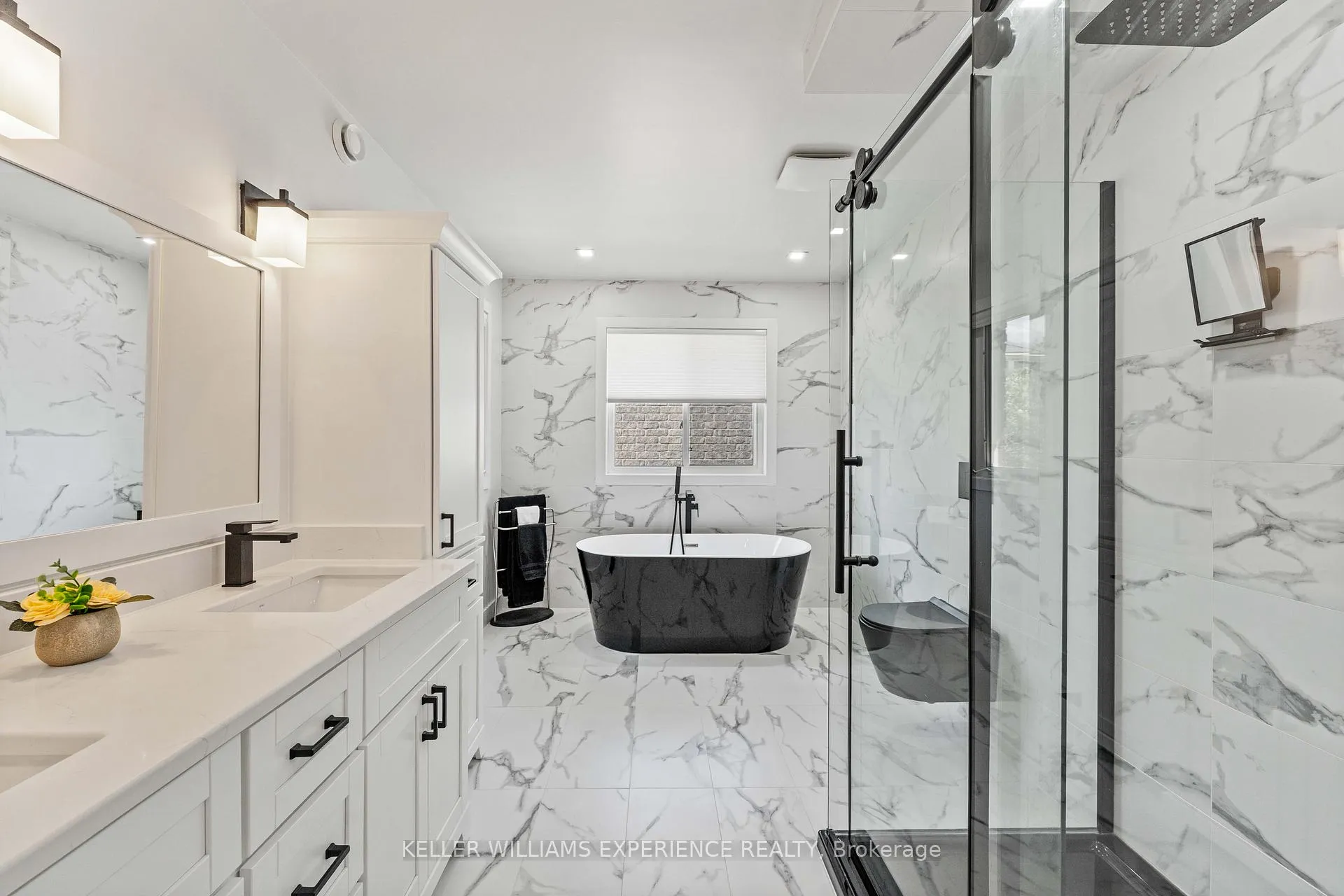 Photo 22 of 169 Birkhall Place, Barrie, Innis-Shore — HOMEH