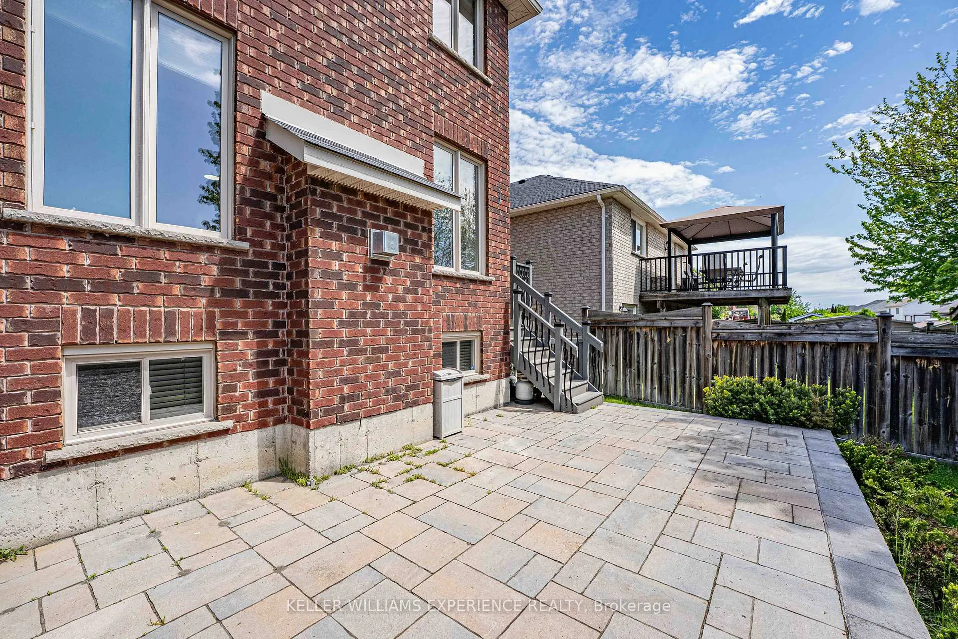 Photo 31 of 169 Birkhall Place, Barrie, Innis-Shore — HOMEH
