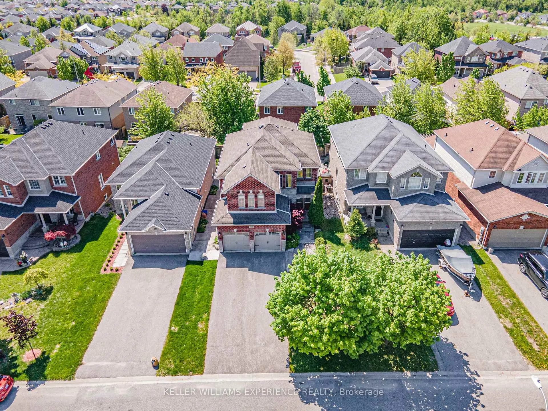Photo 37 of 169 Birkhall Place, Barrie, Innis-Shore — HOMEH