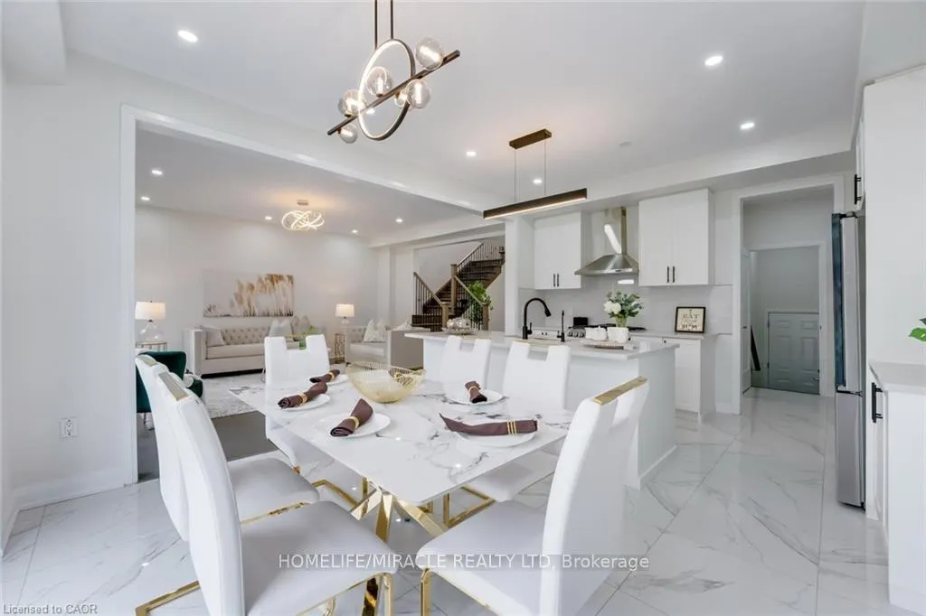 Photo 13 of 116 Crossmore Crescent, Waterloo — HOMEH