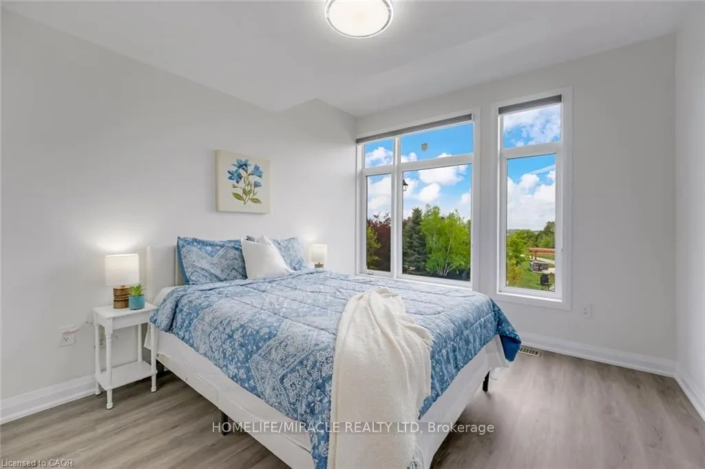 Photo 35 of 116 Crossmore Crescent, Waterloo — HOMEH