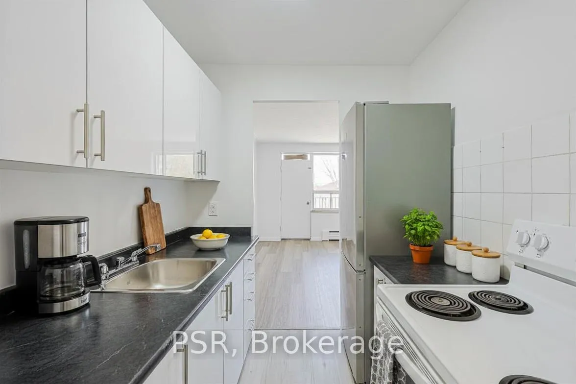 Photo 4 of Unit 302, 2204 Dufferin Street, Toronto, Caledonia-Fairbank — HOMEH