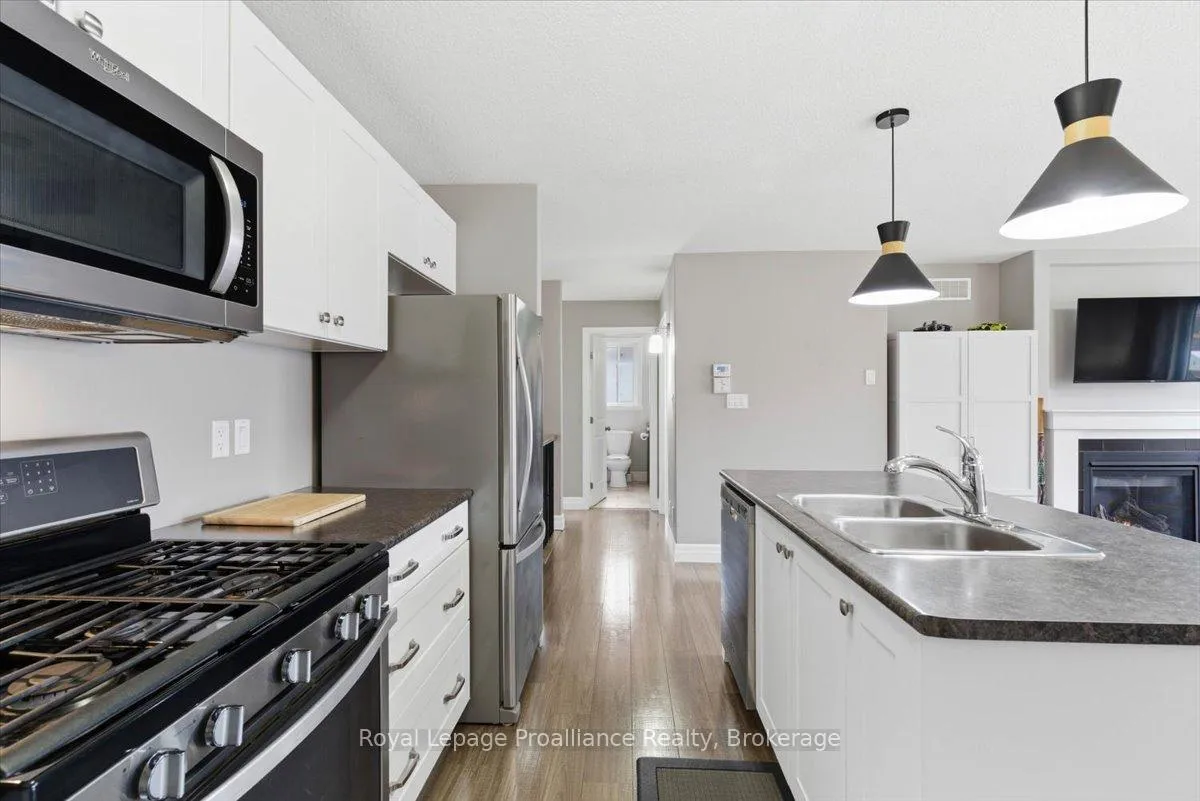 Photo 11 of 68 Cortland Crescent, Quinte West, Murray Ward — HOMEH