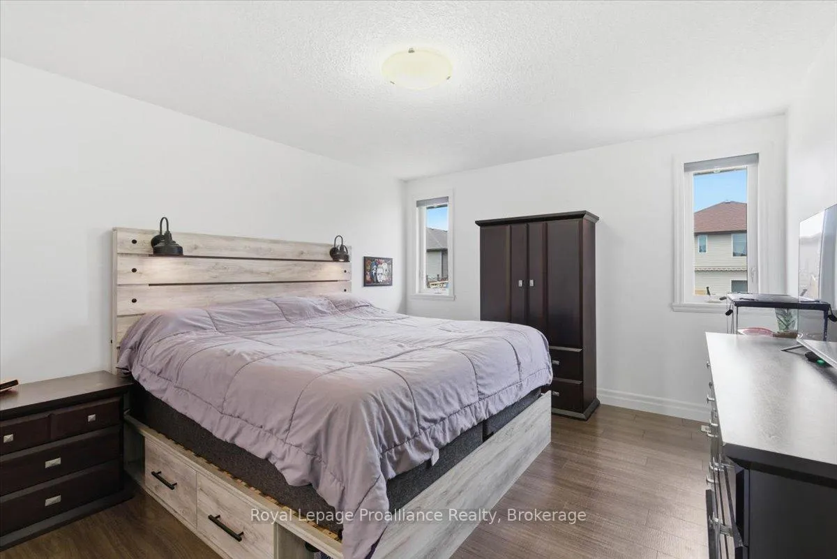 Photo 20 of 68 Cortland Crescent, Quinte West, Murray Ward — HOMEH