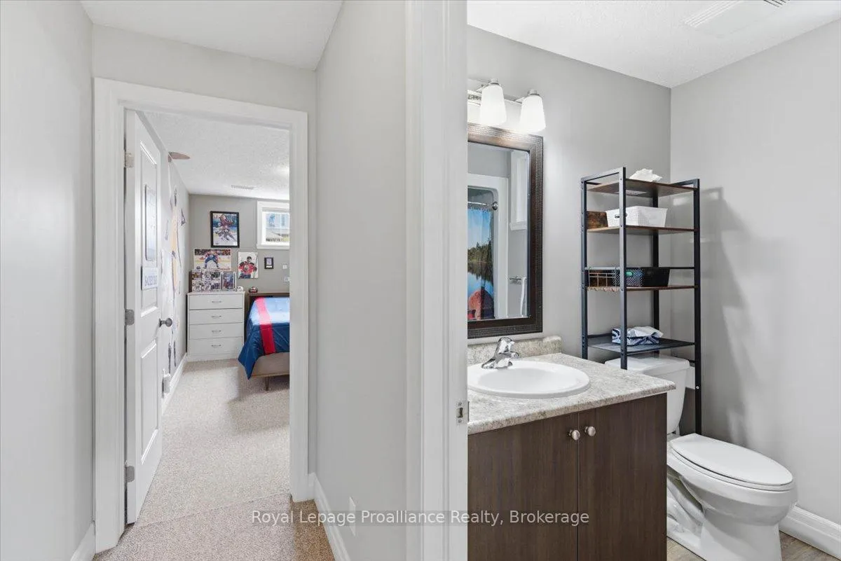 Photo 34 of 68 Cortland Crescent, Quinte West, Murray Ward — HOMEH