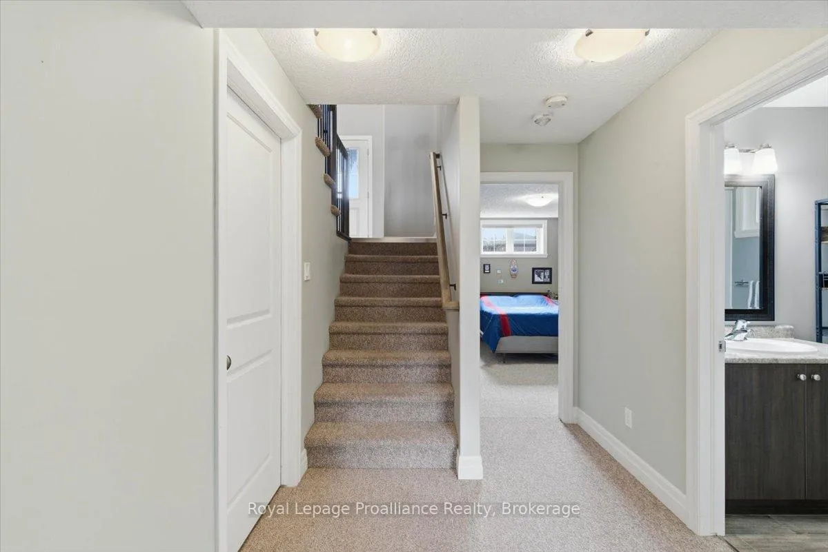 Photo 41 of 68 Cortland Crescent, Quinte West, Murray Ward — HOMEH