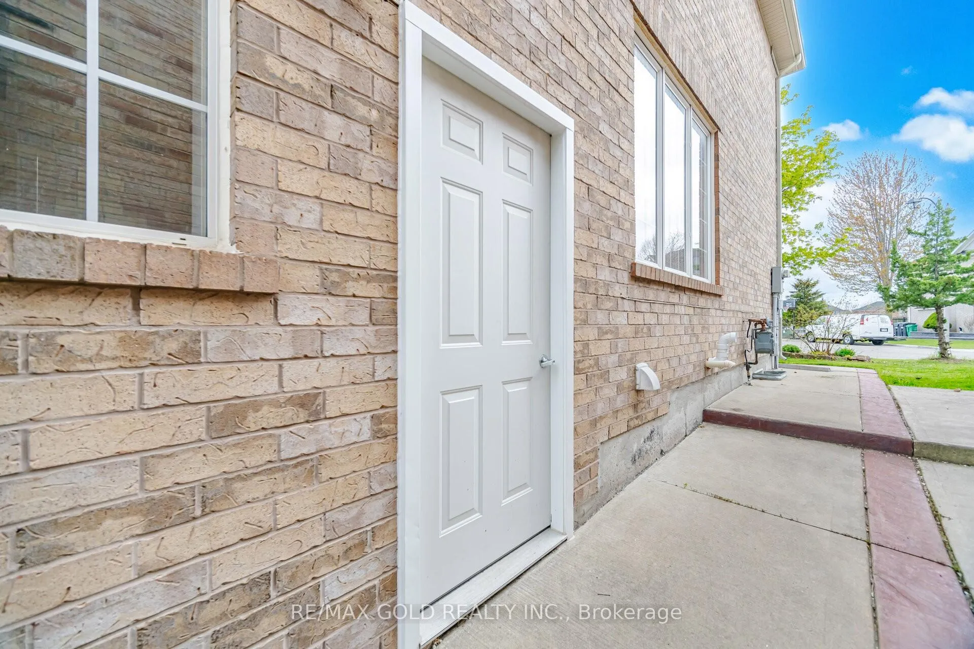 Photo 27 of 22 Cosmo Court, Brampton, Vales of Castlemore — HOMEH