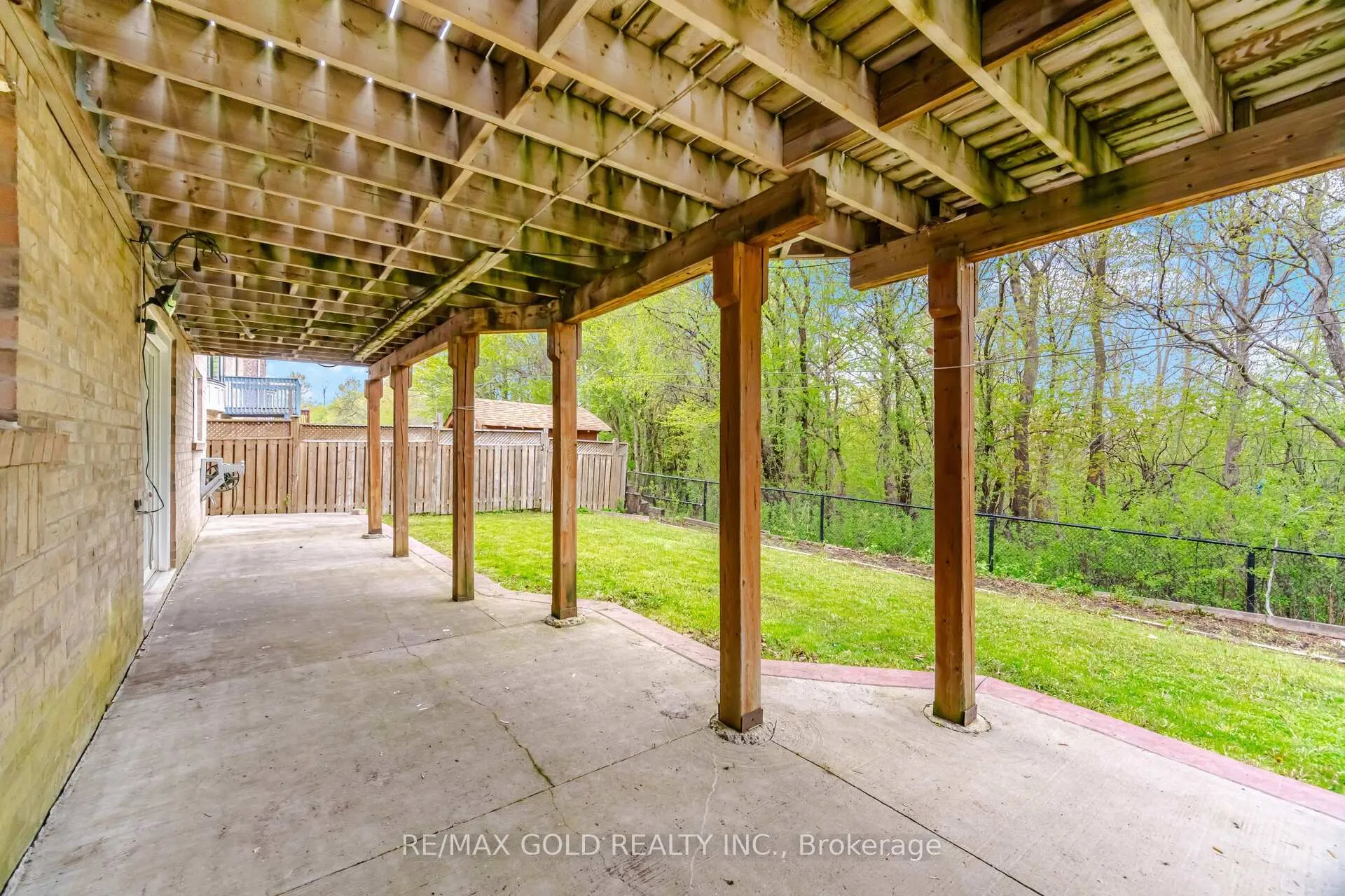 Photo 42 of 22 Cosmo Court, Brampton, Vales of Castlemore — HOMEH