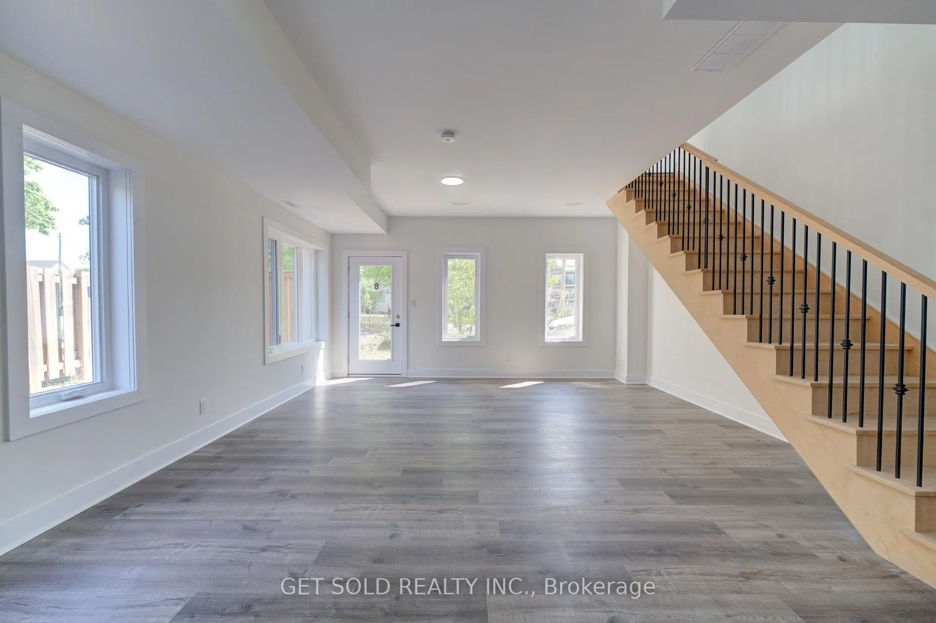 Photo 6 of Unit 8, 6701 Thorold Stone Road, Niagara Falls, Stamford — HOMEH