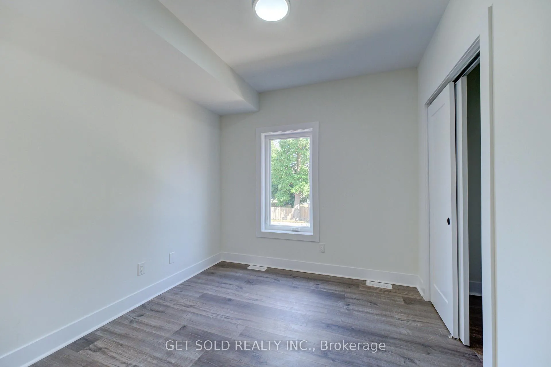 Photo 9 of Unit 8, 6701 Thorold Stone Road, Niagara Falls, Stamford — HOMEH