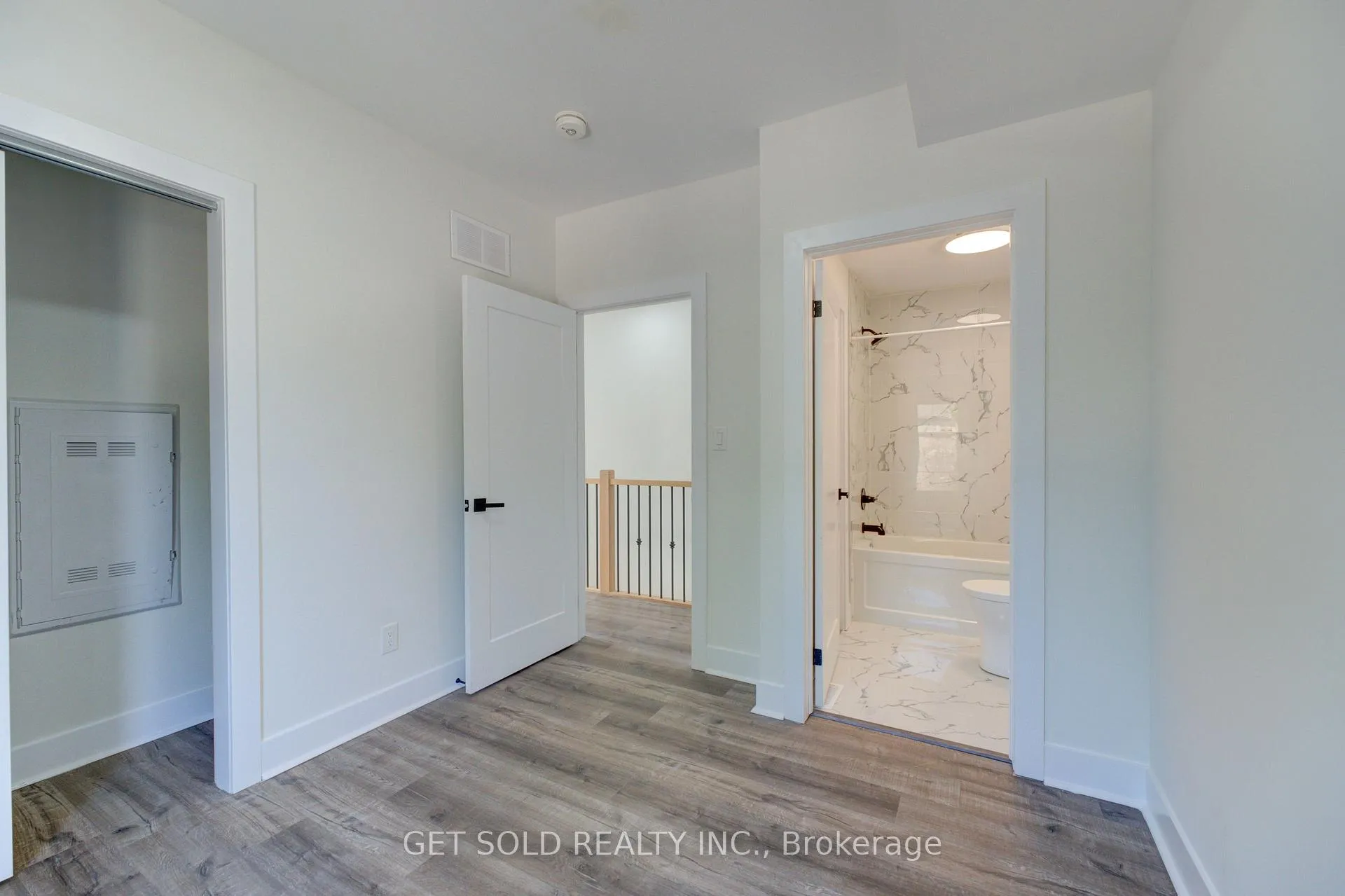 Photo 10 of Unit 8, 6701 Thorold Stone Road, Niagara Falls, Stamford — HOMEH