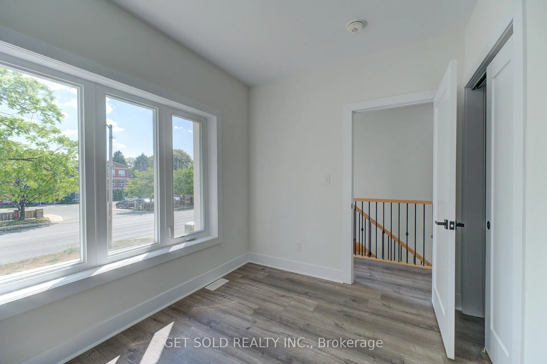 Photo 11 of Unit 8, 6701 Thorold Stone Road, Niagara Falls, Stamford — HOMEH