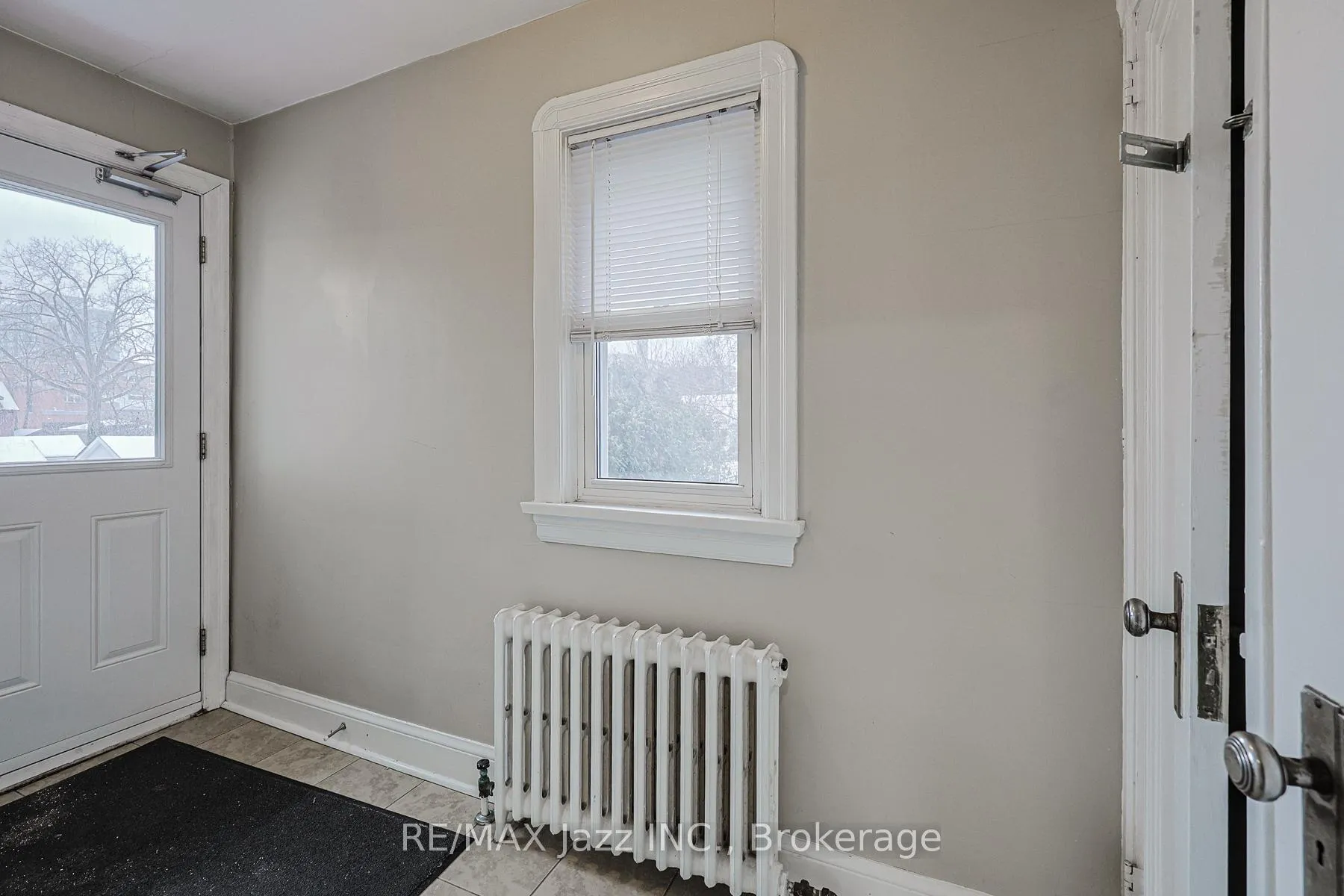Photo 20 of Unit 4, 366 Mary Street N, Oshawa, O'Neill — HOMEH