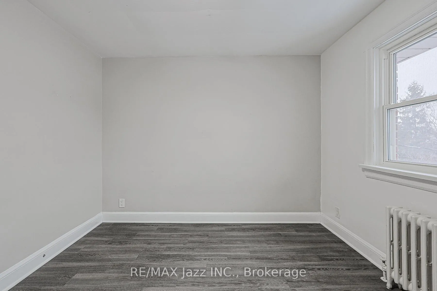 Photo 24 of Unit 4, 366 Mary Street N, Oshawa, O'Neill — HOMEH