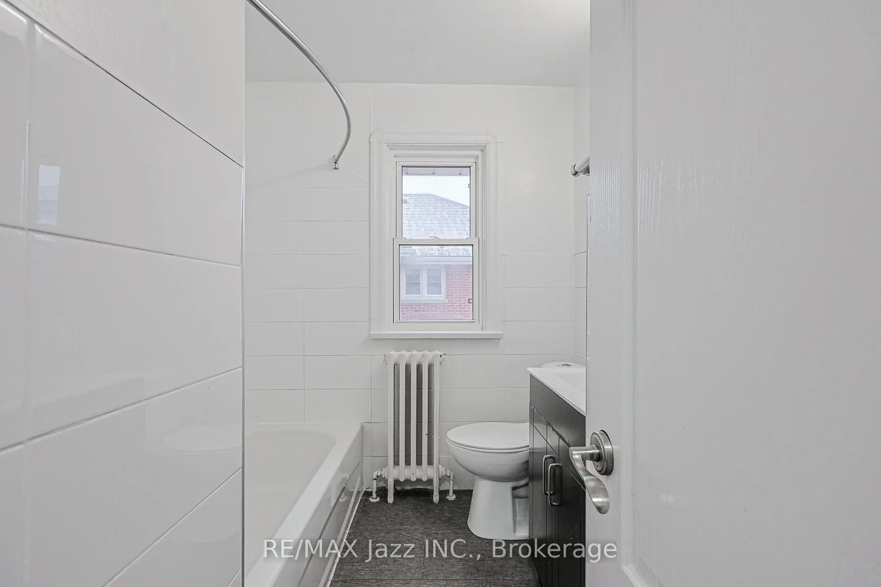 Photo 28 of Unit 4, 366 Mary Street N, Oshawa, O'Neill — HOMEH