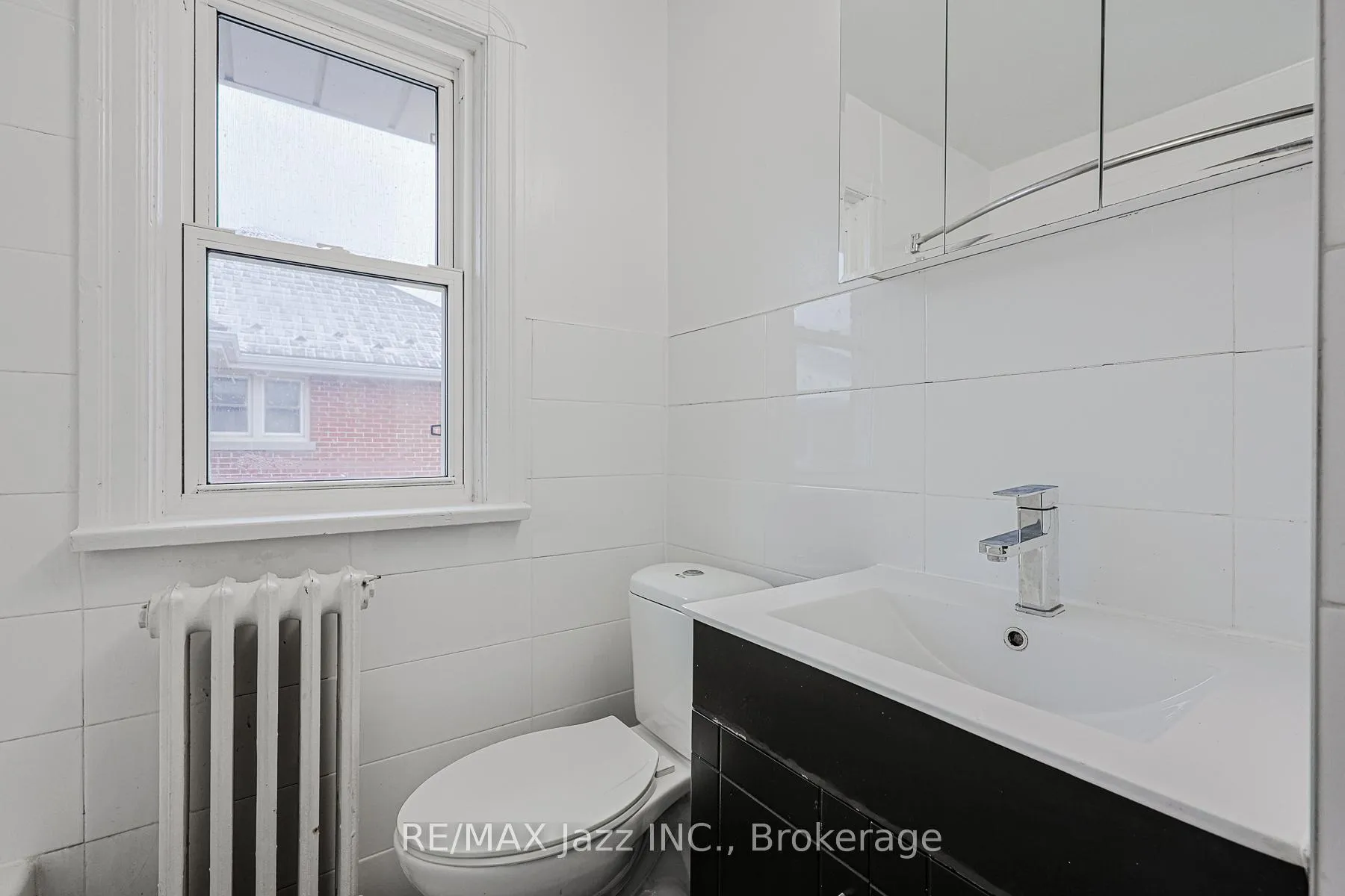 Photo 29 of Unit 4, 366 Mary Street N, Oshawa, O'Neill — HOMEH