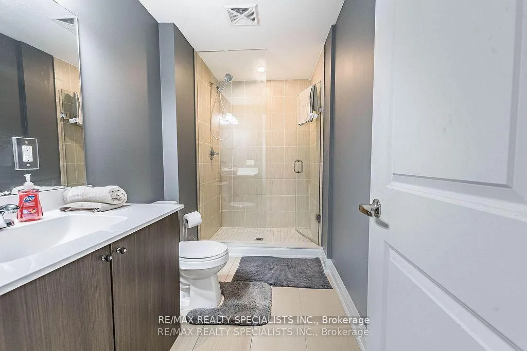Photo 15 of Unit 402 B, 5279 Highway 7, Vaughan, Vaughan Grove — HOMEH