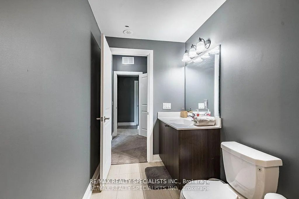 Photo 17 of Unit 402 B, 5279 Highway 7, Vaughan, Vaughan Grove — HOMEH