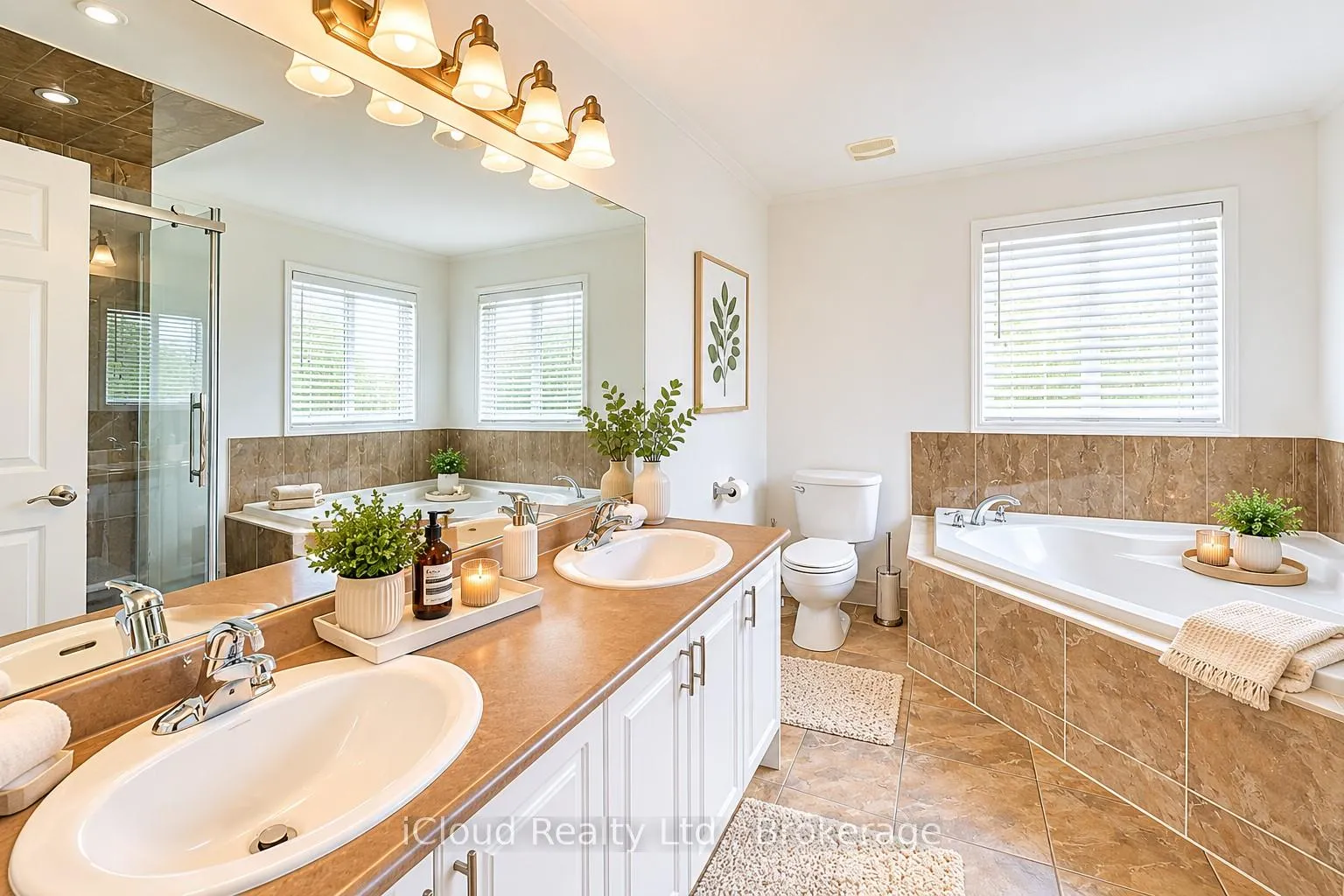 Photo 19 of 1013 McCuaig Drive, Milton, Clarke — HOMEH