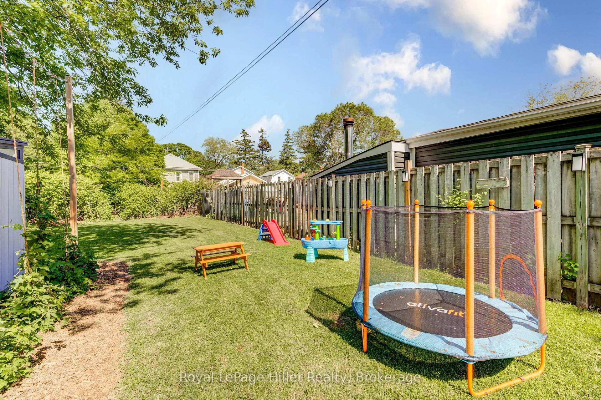 Photo 27 of 40 Cherry Street, Stratford — HOMEH