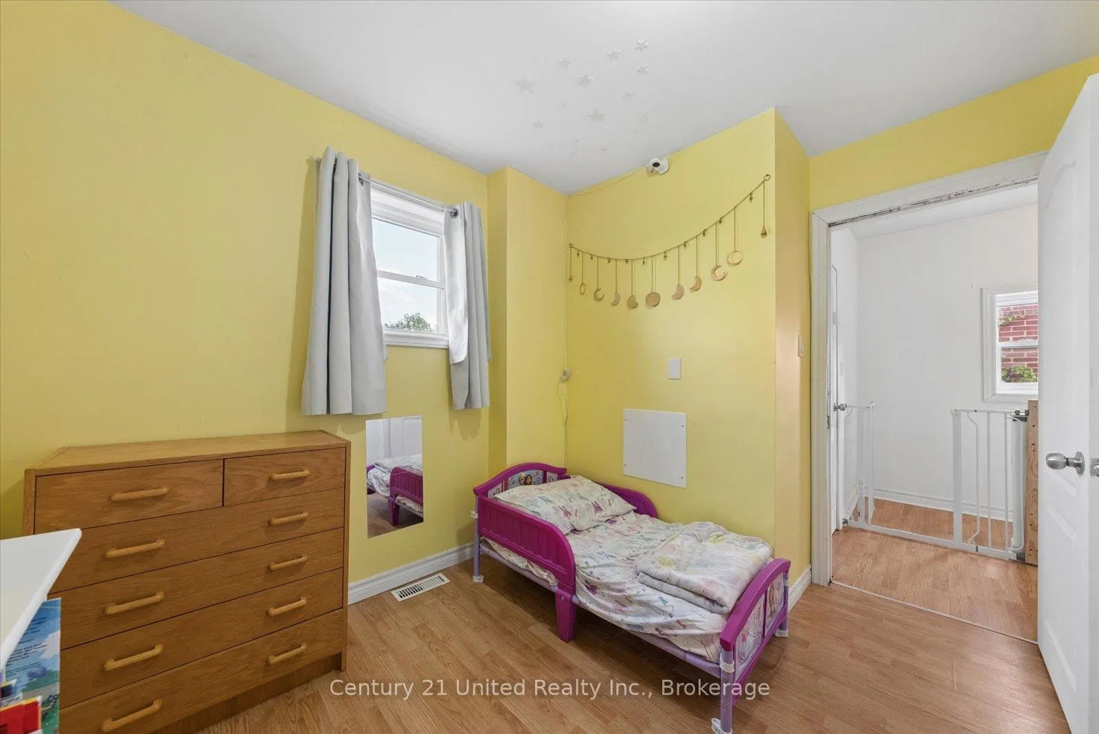 Photo 31 of 665 Frank Street, Peterborough, Otonabee Ward 1 — HOMEH