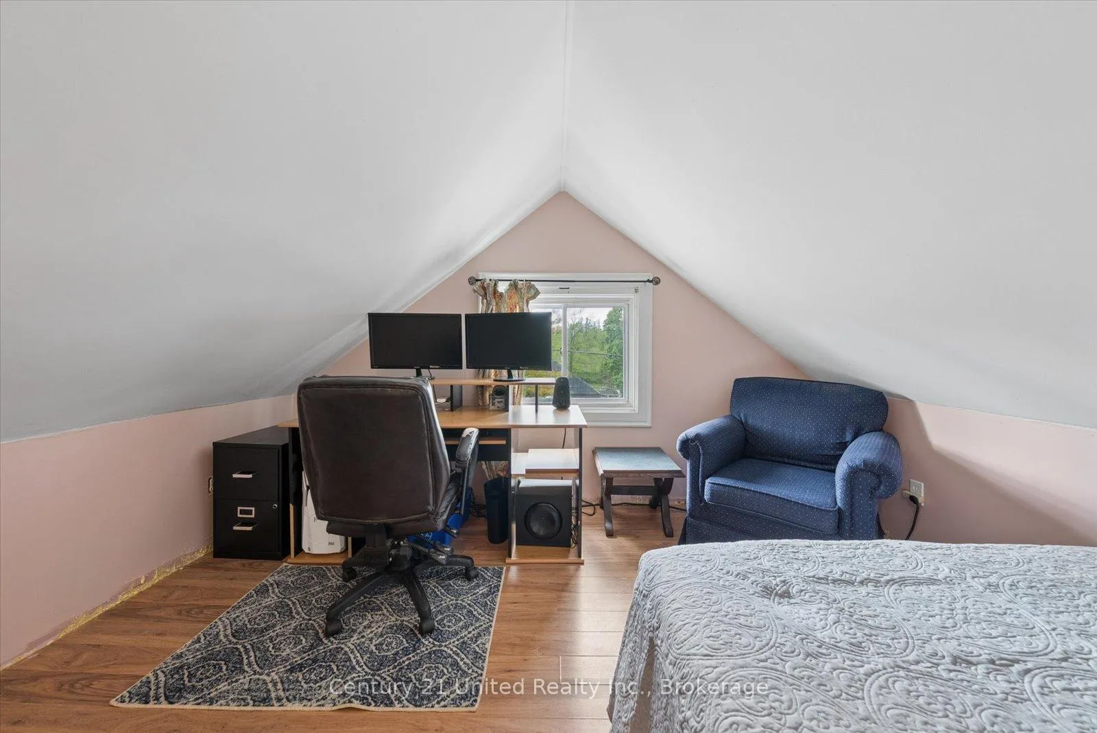 Photo 35 of 665 Frank Street, Peterborough, Otonabee Ward 1 — HOMEH
