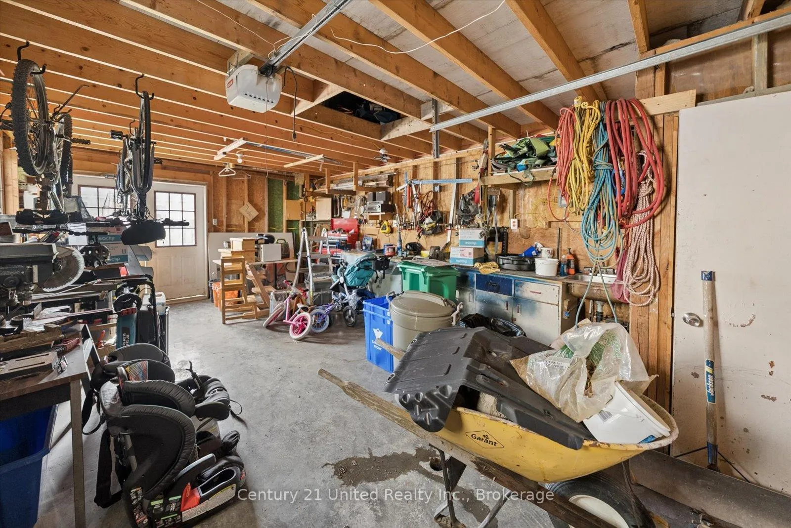 Photo 40 of 665 Frank Street, Peterborough, Otonabee Ward 1 — HOMEH