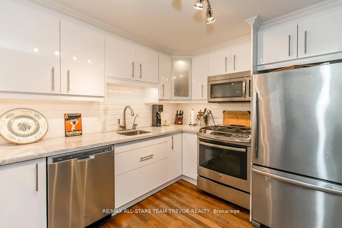 Photo 3 of 263 Pleasant Boulevard, Georgina, Keswick South — HOMEH