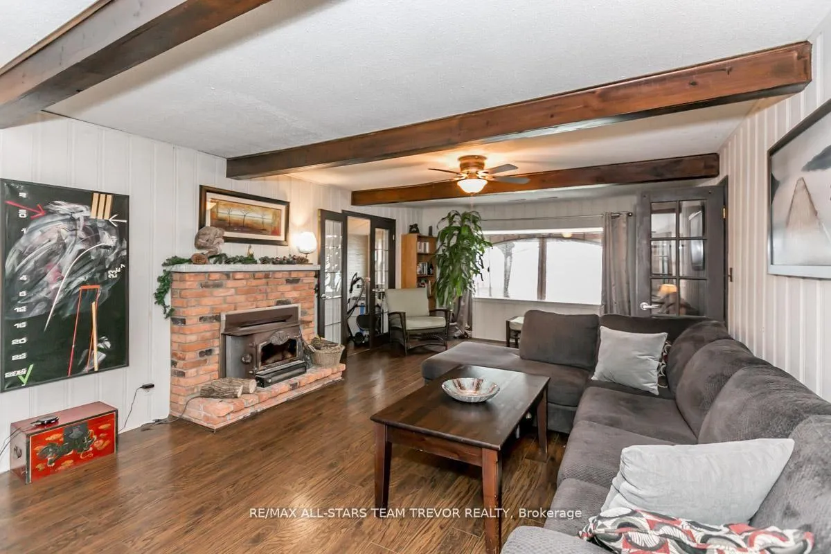 Photo 9 of 263 Pleasant Boulevard, Georgina, Keswick South — HOMEH
