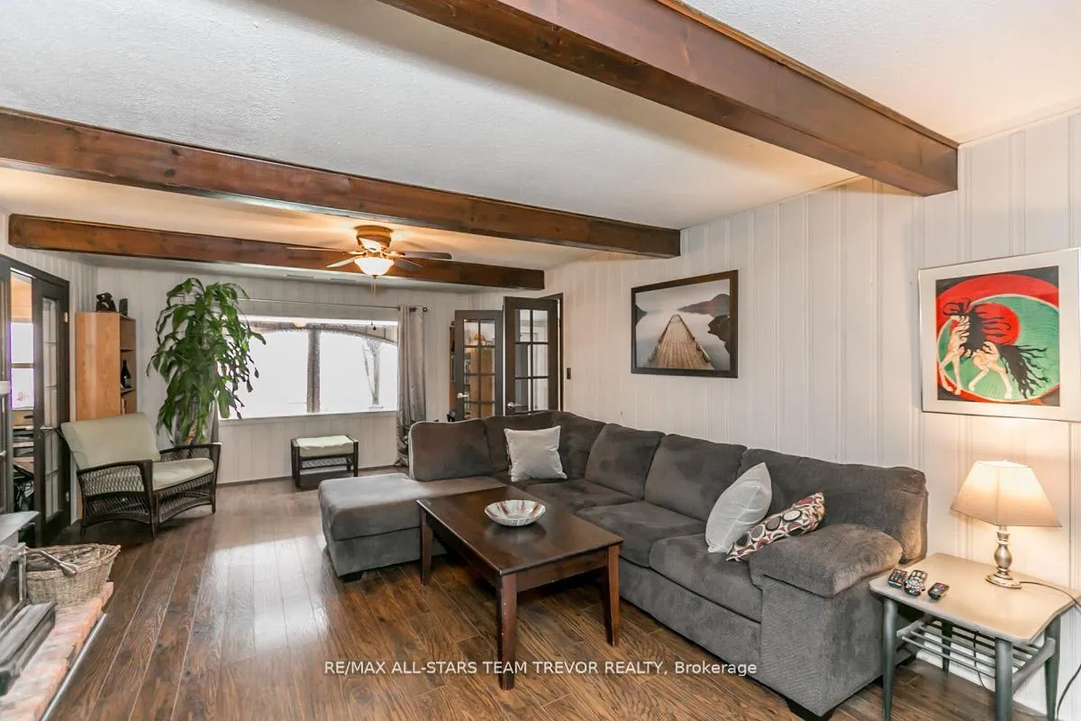 Photo 10 of 263 Pleasant Boulevard, Georgina, Keswick South — HOMEH